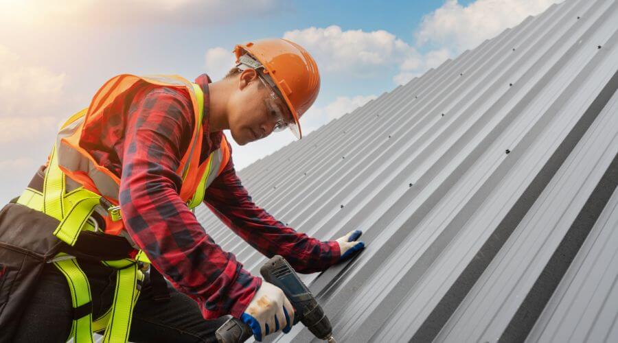 Professional Emergency Roof Repairs services in Siloam, GA